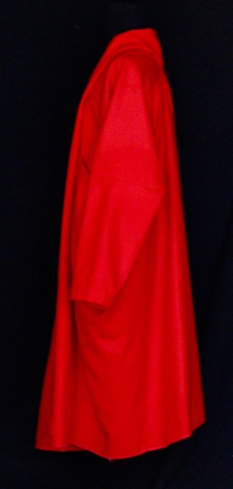 Manteau rouge vermillon Après la mousson