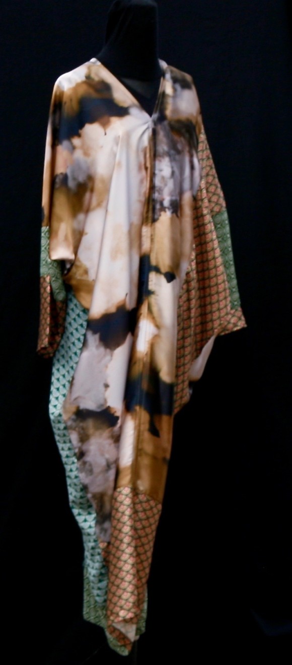 Robe manches longues gris beige Après la mousson