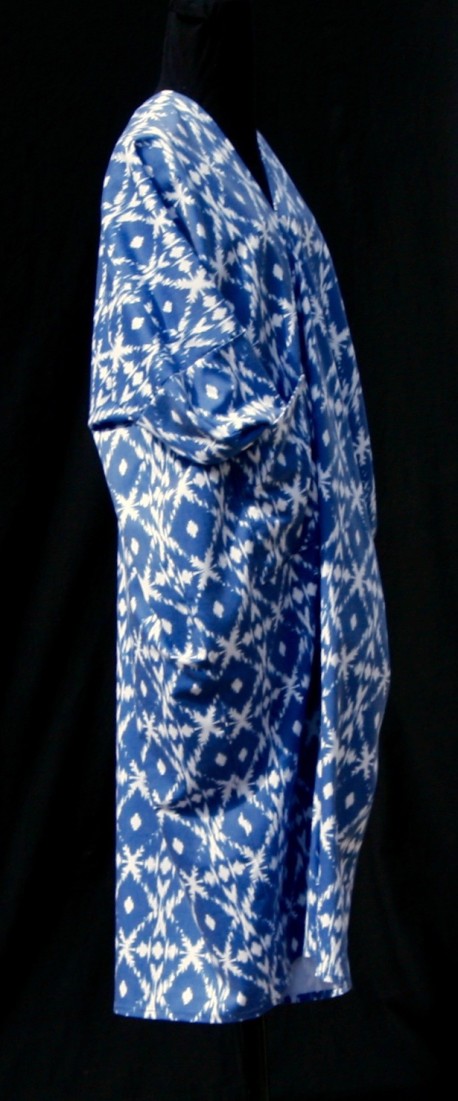 Robe imprimée bleue Après la mousson